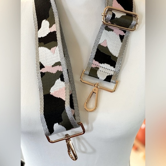 BRAND NEW Grey Camo Crossbody Strap 🖤💚 ~BAG NOT INCLUDED~ - Picture 3 of 6